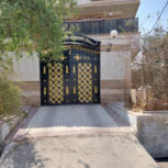 خانه دو طبقه شامل سه واحد مستقل