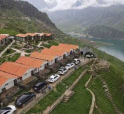 ۵۰۰مترزمین مسکونی زراس باسند و پروانه فول امکانات