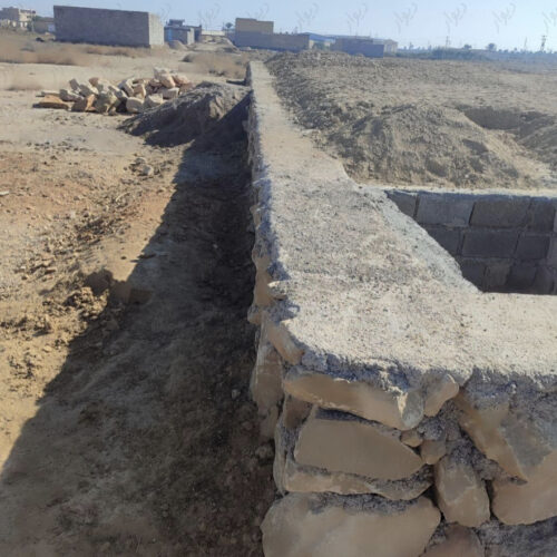زمین سنگ‌کاری شده بمساحت 280