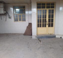 خانه مسکونی دوطبقه