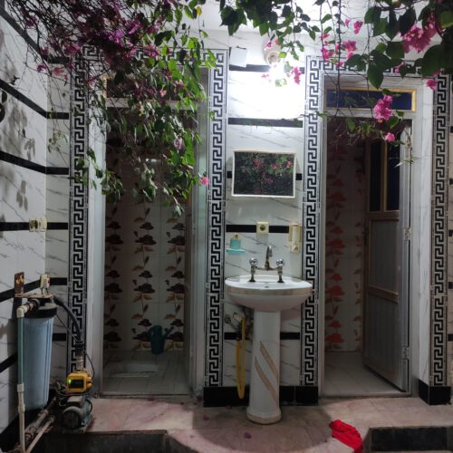 خانه ویلایی همراه با باغ 210 متر