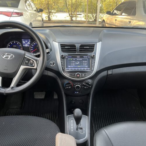 هیوندای اکسنت 2015 نیمه فول