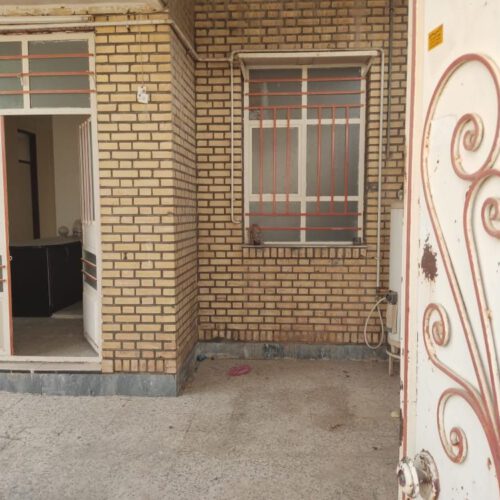 خانه ویلایی زیباشهر132متر خیابان شقایق اصلی