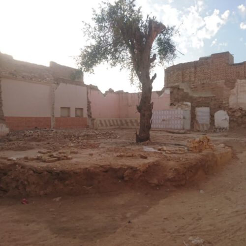 فروش خانه کلنگی مسکونی 180 متر دارای سند سیم سرب متری12 ملیون تومان