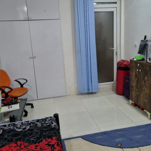 فروش آپارتمان 130 متری روبروی دانشگاه آزاد