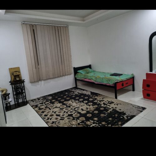 فروش آپارتمان 130 متری روبروی دانشگاه آزاد