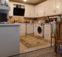 خانه ویلایی دو واحده تجاری