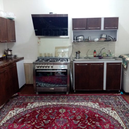خانه ویلایی مرکز شهر 216متری سند تک برگ