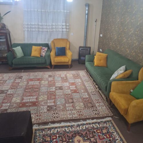 فروش طبقه اول چهار واحدی 127متر